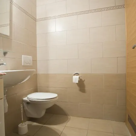Jela Appartement *