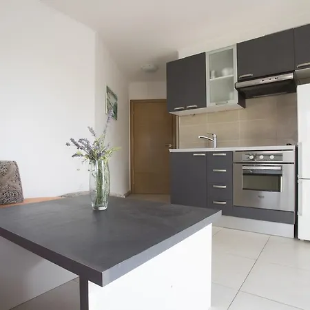 Jela Appartement *